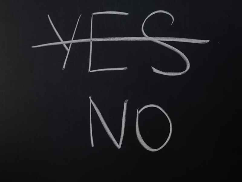 Boolean Fields in Business Process Flows: Required Field Behavior Explained (Dataverse / Dynamics&nbsp;365)